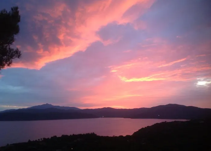 Mit Whirlpool Und Phantastischer Aussicht *