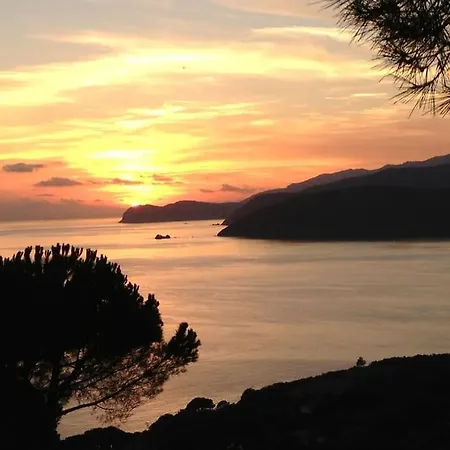 Oder Mit Phantastischer Aussicht Capoliveri (Isola d'Elba)