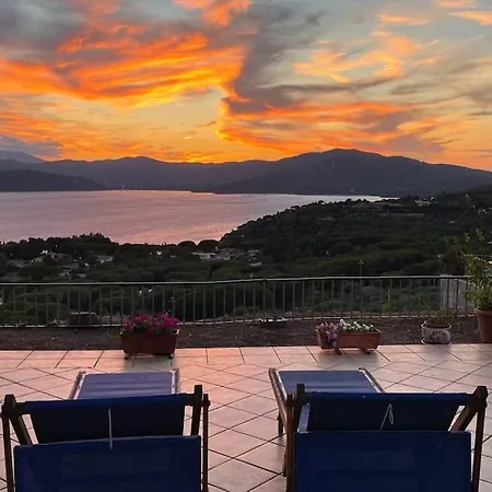 Mit Whirlpool Und Phantastischer Aussicht 카폴리베리