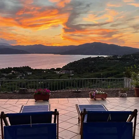 Villa Oder Haus Mit Phantastischer Aussicht 빌라 카폴리베리