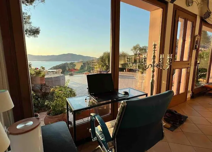 Mit Whirlpool Und Phantastischer Aussicht *