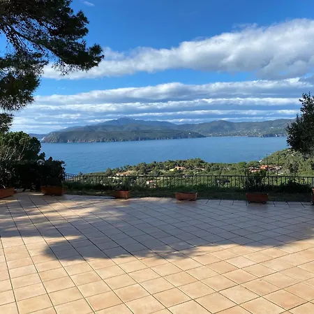 Villa Mit Whirlpool Und Phantastischer Aussicht